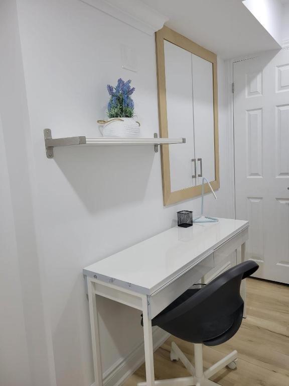 Modern Oasis In Richmond Hill, The Place For You! 아파트 외부 사진